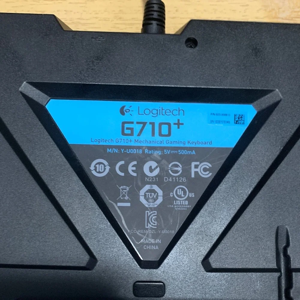 Logitech G710 Gaming Keyboard with Blue Highlights
